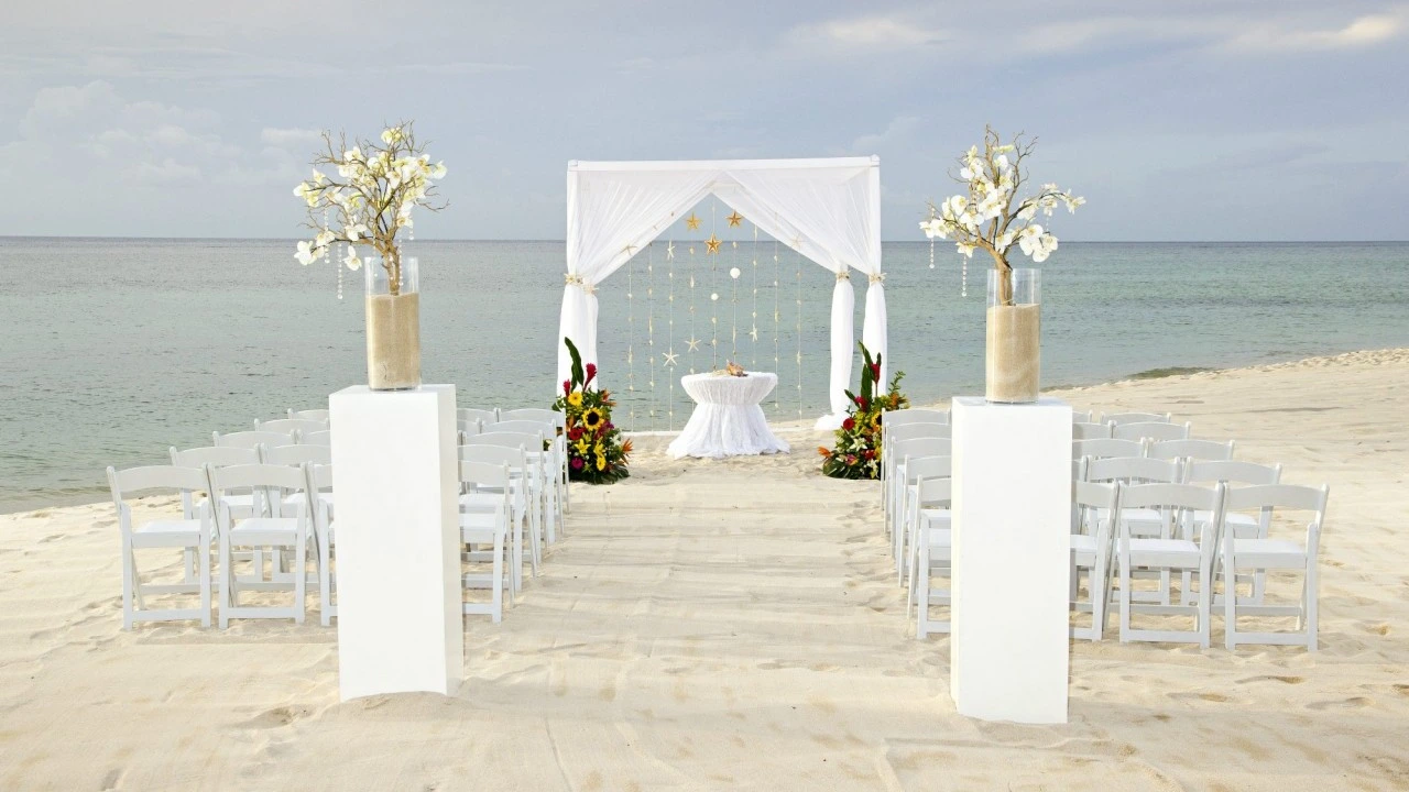Cozumel wedding resort guide hero image